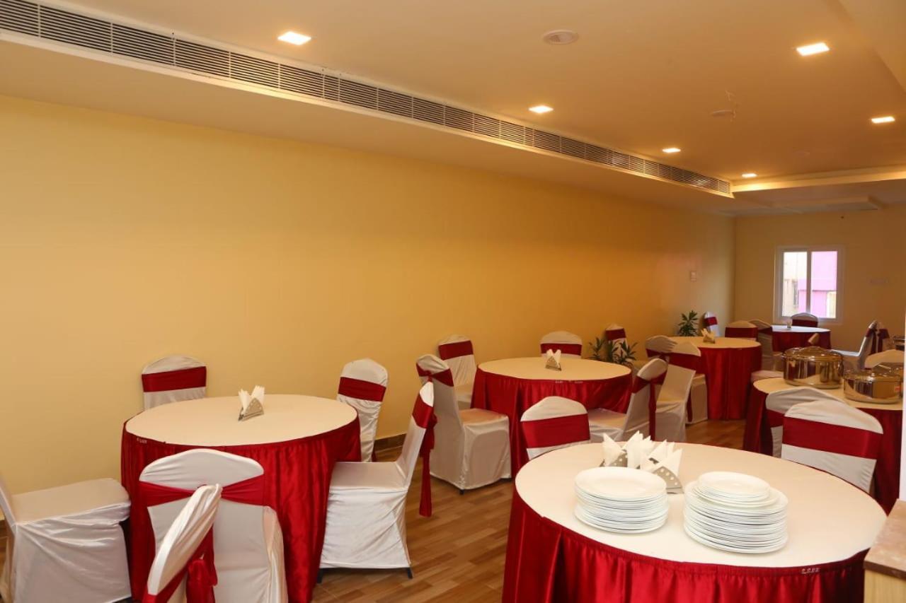 Hotel Rich Inn شيناي المظهر الخارجي الصورة