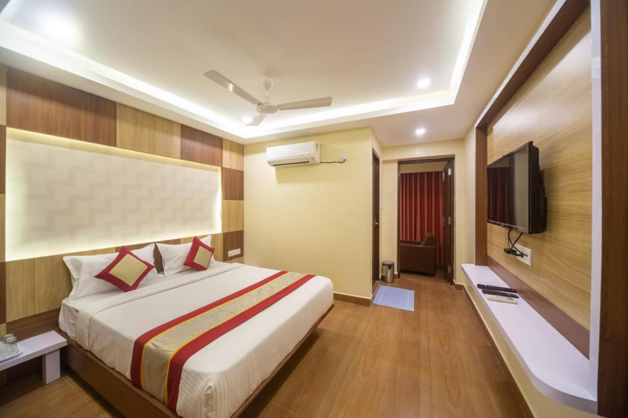 Hotel Rich Inn شيناي المظهر الخارجي الصورة