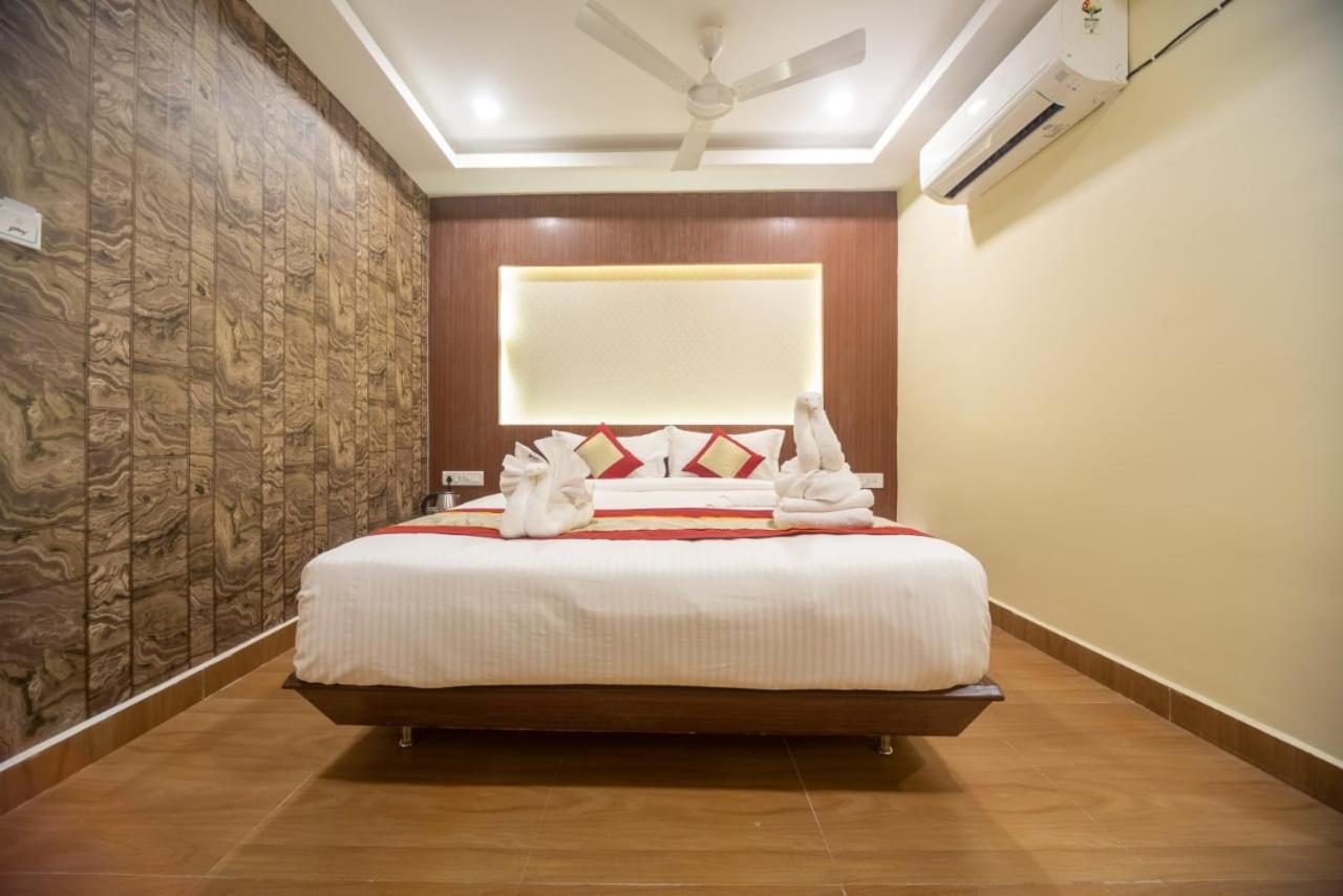 Hotel Rich Inn شيناي المظهر الخارجي الصورة